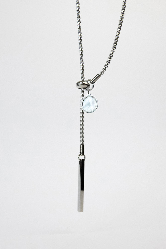 packshot collier longueur réglable en acier inoxydable et nacre