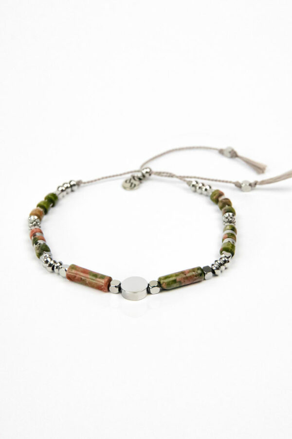 packshot sur fond blanc bracelet fin femme homme Dominique en unakite vert et rouge